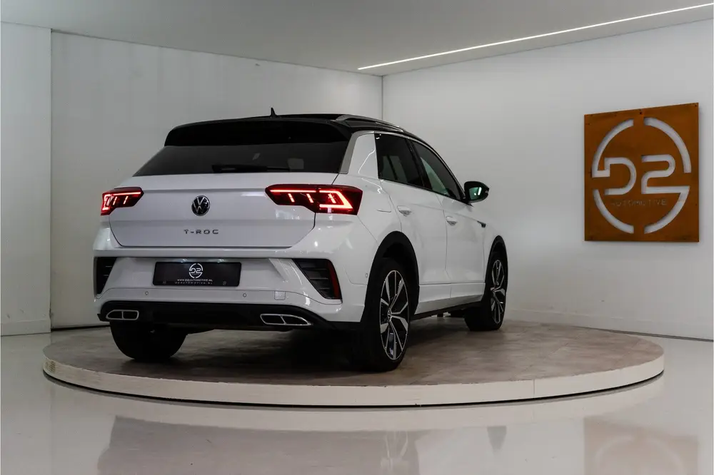 Volkswagen T-Roc 1.5 TSI 2x R-Line 150PK | Pano | Camera | I uit 2022, foto 5