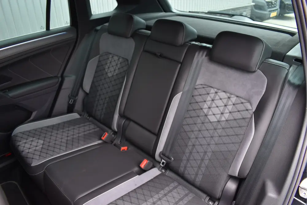 Volkswagen Tiguan 1.4 TSI eHybrid R-Line Business+ Virtual c uit 2023, foto 18