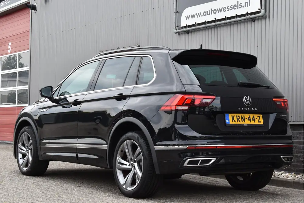 Volkswagen Tiguan 1.4 TSI eHybrid R-Line Business+ Virtual c uit 2023, foto 2