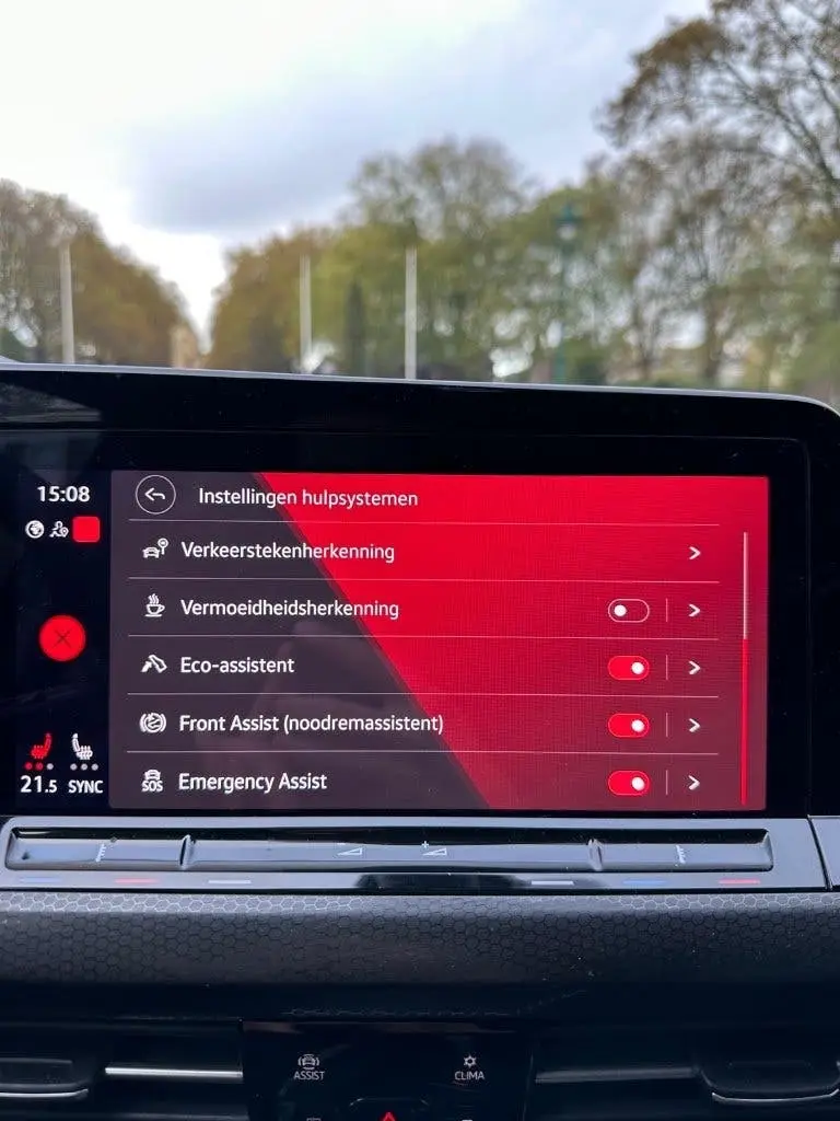 Volkswagen Golf 2.0 TSI OPF 221KW Dsg7 2021 Zwart uit 2021, foto 13