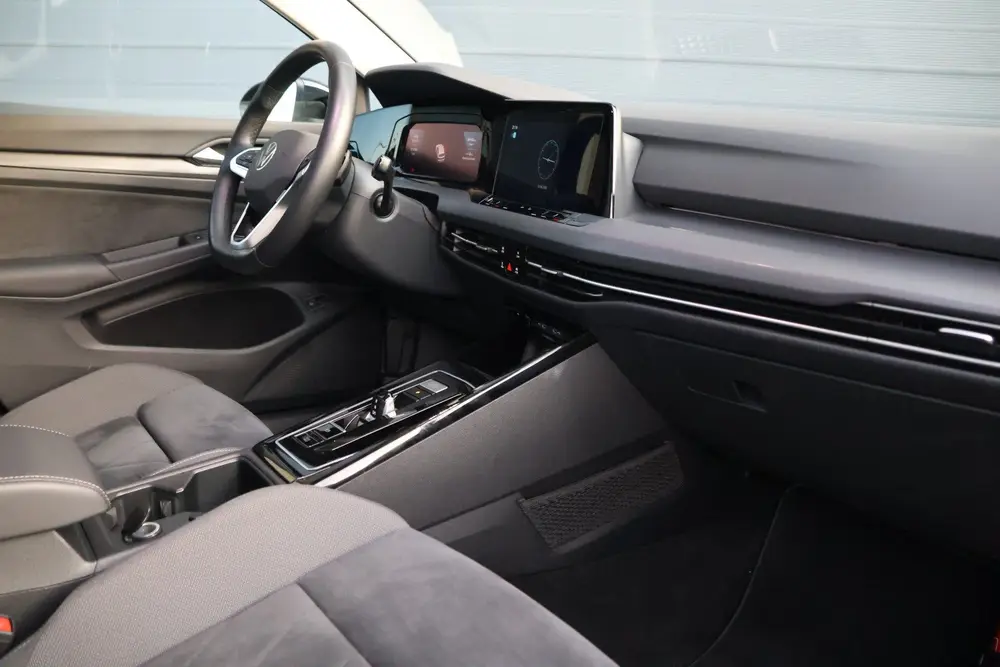Volkswagen Golf 1.4 eHybrid Style LED+/Navi/Massage/Camera/E uit 2024, foto 10