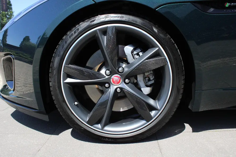 Jaguar F-Type P300 R-Dynamic | BRG | Carbon | NL auto uit 2019, foto 6