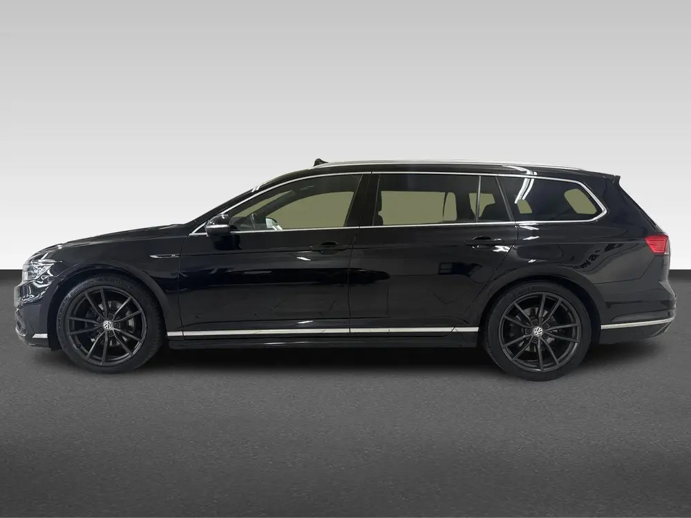 Volkswagen Passat Variant 1.5 TSI Elegance Business R uit 2020, foto 2