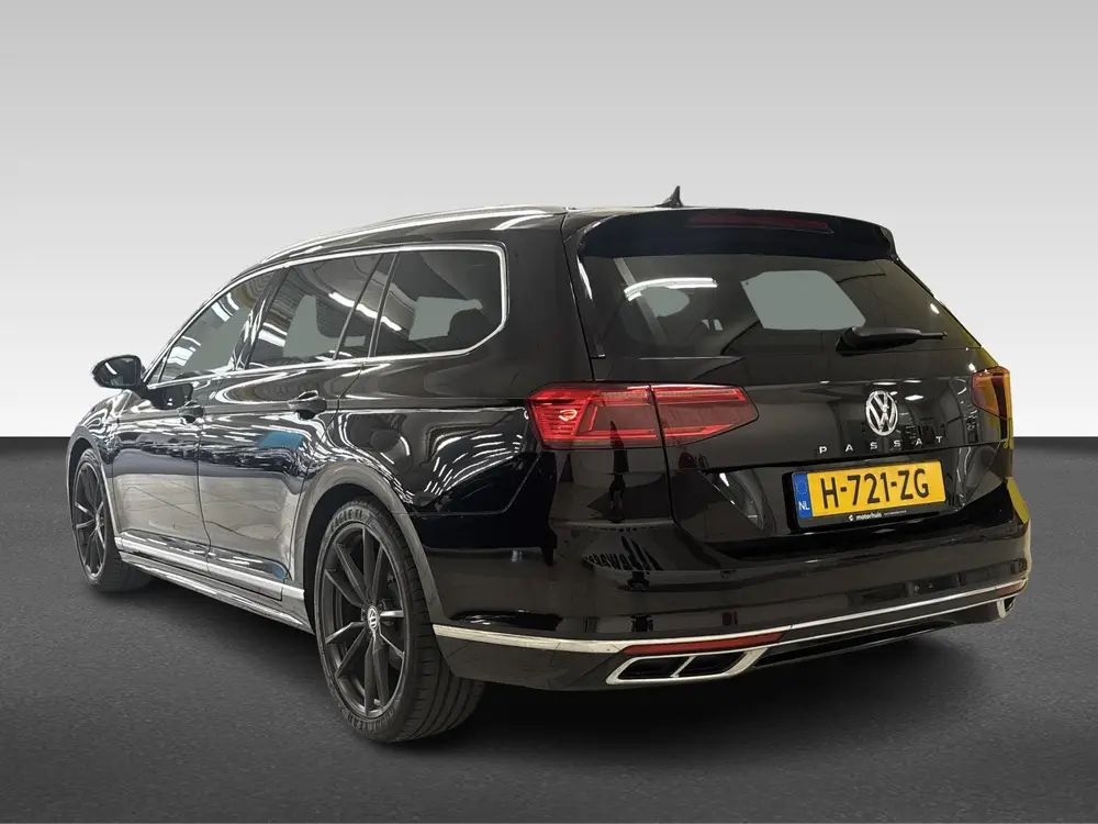 Volkswagen Passat Variant 1.5 TSI Elegance Business R uit 2020, foto 3