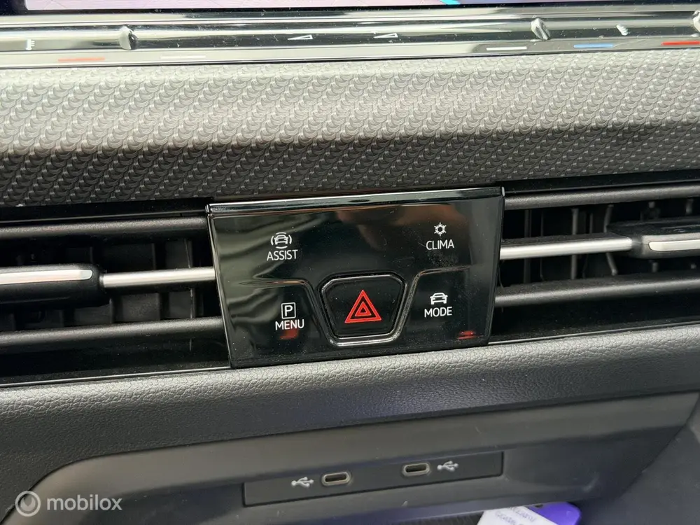 Volkswagen Golf 1.5 eTSI R-Line 1e Eig NIEUWSTAAT! uit 2021, foto 19