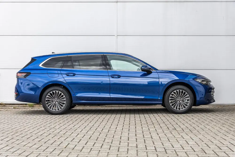Volkswagen Passat Variant 1.5 eHybrid 204pk Elegance Busines uit 2026, foto 3