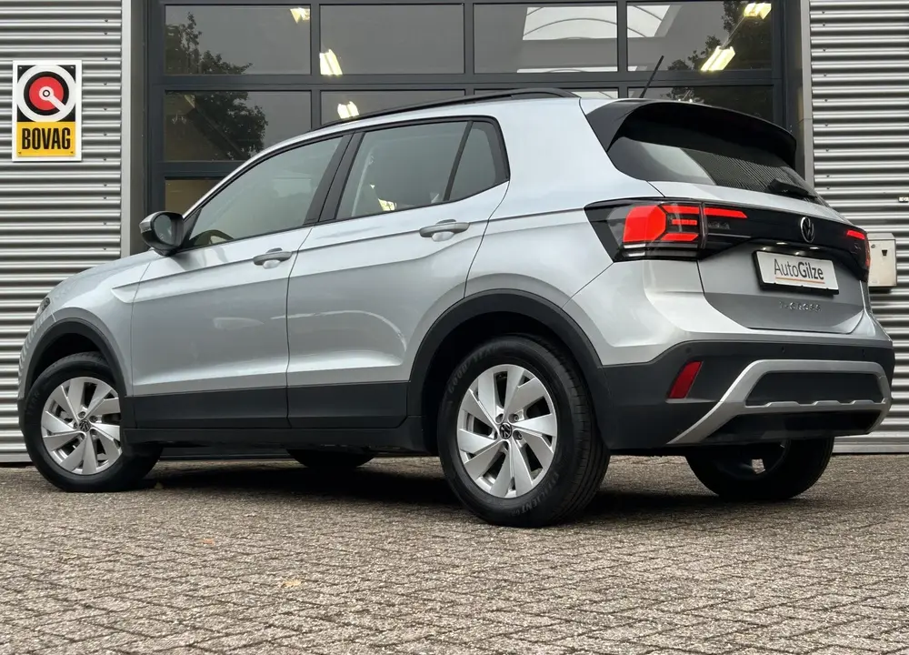 Volkswagen T-Cross 1.0 TSI Life Edition l Stoelverwarming l uit 2024, foto 3