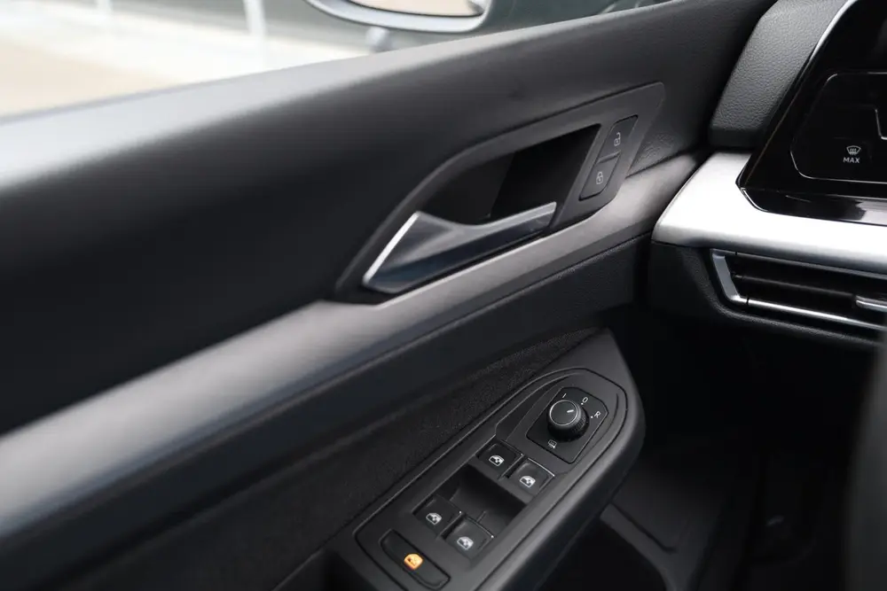Volkswagen Golf 1.0 TSI 110pk Life Camera Stoel/Stuur verwar uit 2022, foto 16