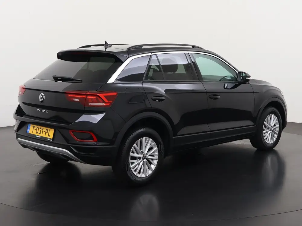 Volkswagen T-Roc 1.5 TSI Life | Camera | Navi | ACC | CarPla uit 2023, foto 4