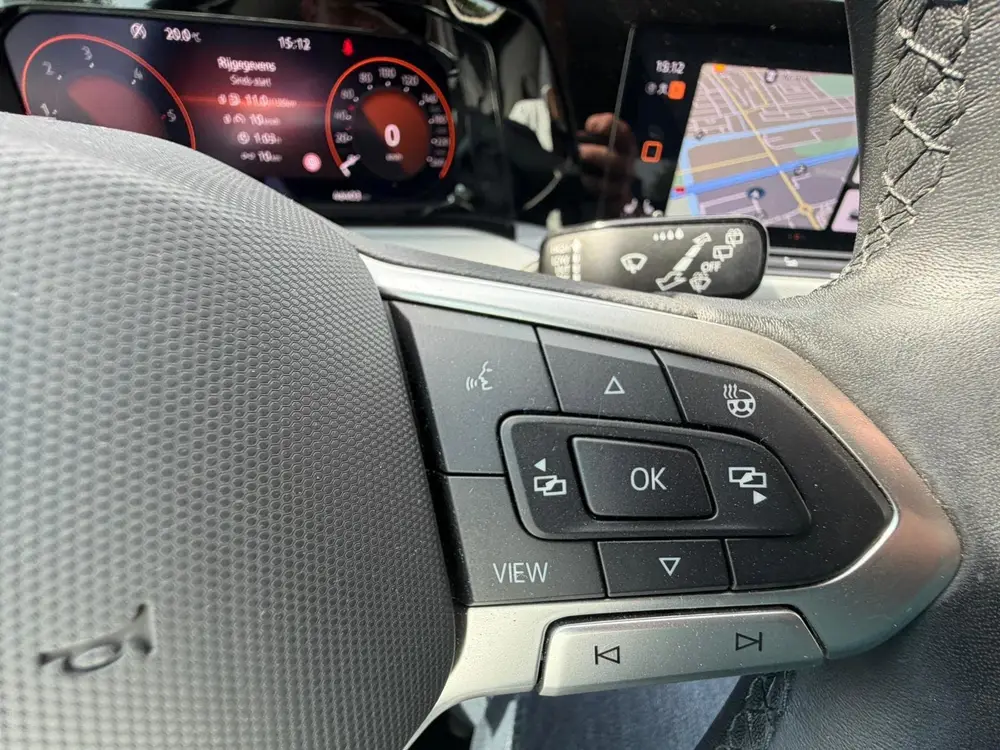 Volkswagen Golf 2.0 TDI 116 PK LIFE / NAVIGATIE / STOELVERW uit 2023, foto 19