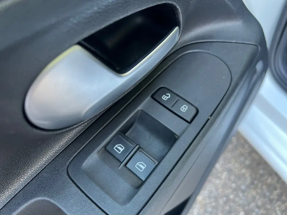 Volkswagen Up! 1.0 Airco Line Keeping uit 2023, foto 14