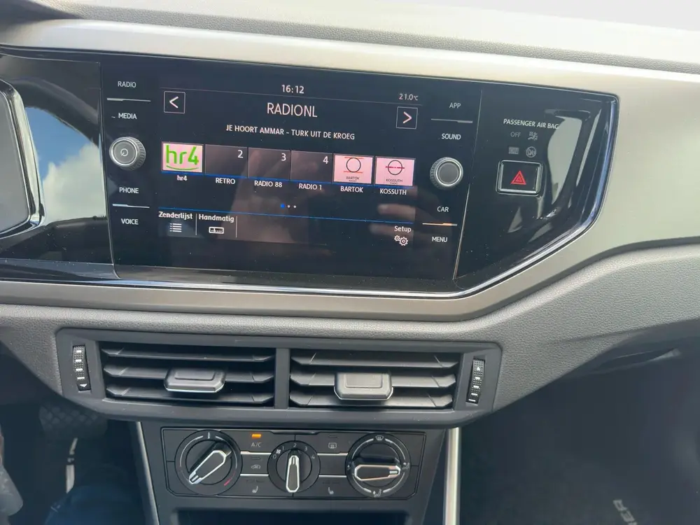 Volkswagen POLO 1.0 TSI Highline Business R Automaat Apple c uit 2020, foto 15