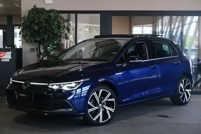 Volkswagen Golf 8 1.5 eTSI Style DSG Pano Led Trekhaak Navi uit 2021
