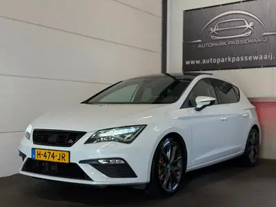 SEAT Leon 1.5 TSI FR Business Intense Pano, ACC, Apple Carpl uit 2019