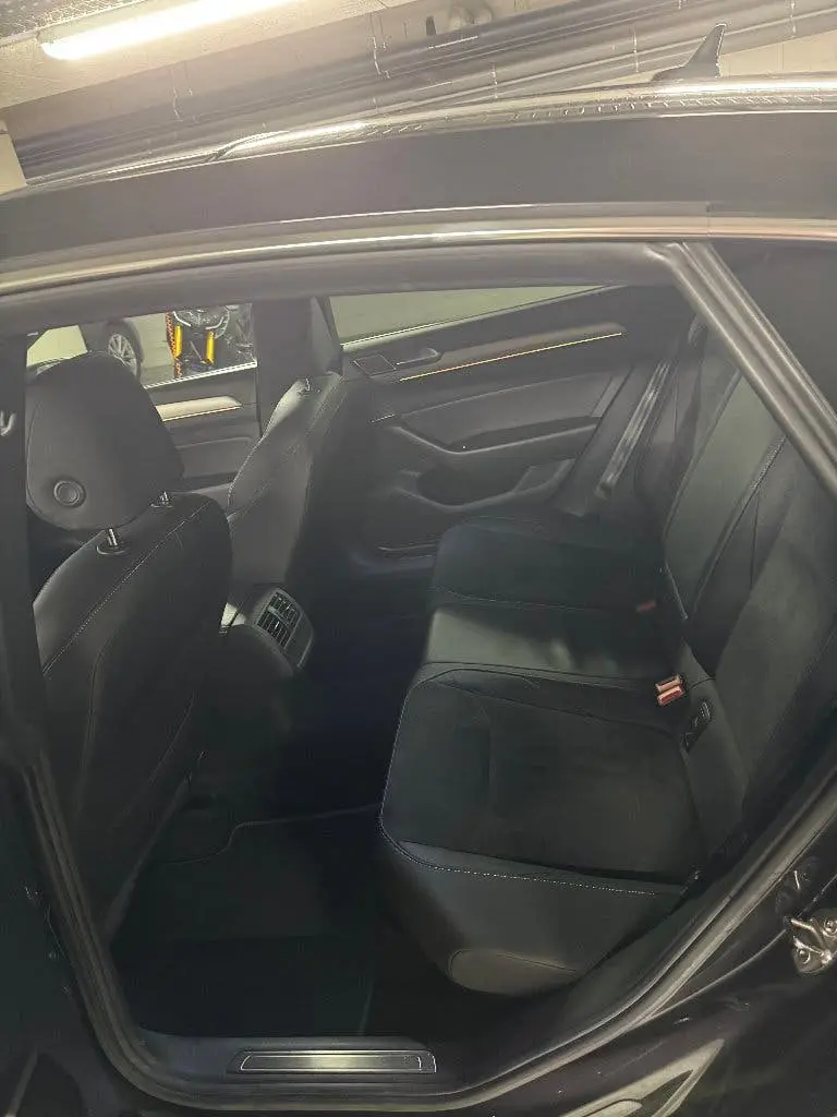 Volkswagen Arteon 2.0 TSI 190pk 7-DSG 2020 Grijs uit 2020, foto 6