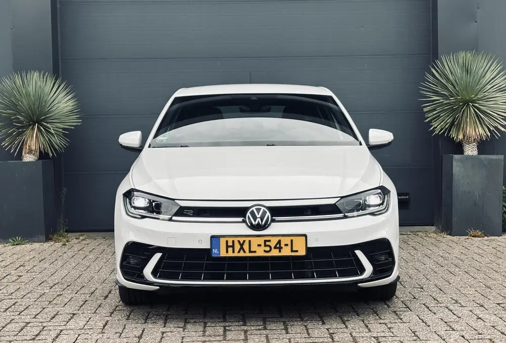 Volkswagen Polo 1.0 TSI R-Line Navi/Camera/AppleCarPlay/xeno uit 2024, foto 2