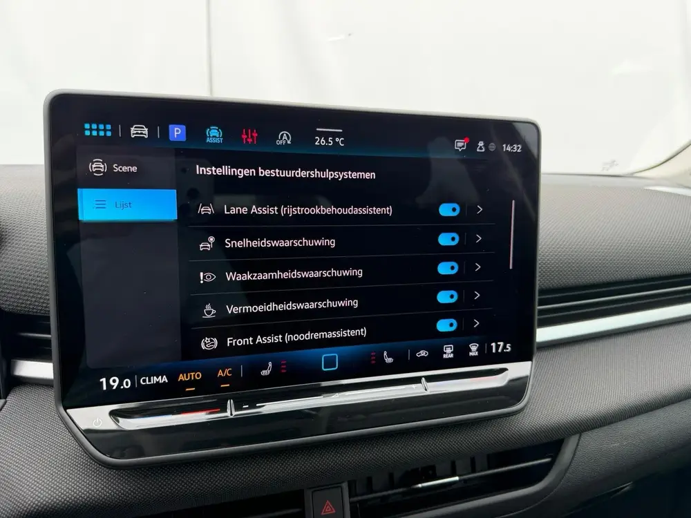 Volkswagen T-Roc 1.5 eTSI Life | Camera | ACC | Proefrit mog uit 2026, foto 16