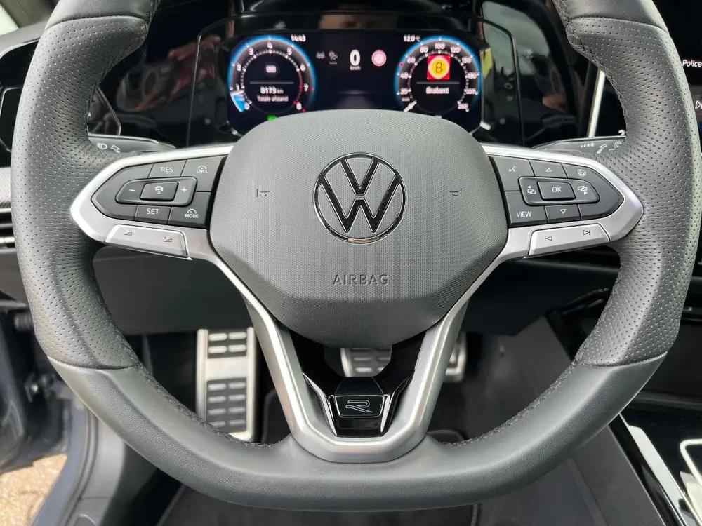 Volkswagen Golf 1.5 eTSI | R-Line | Facelift model | Camera uit 2025, foto 13