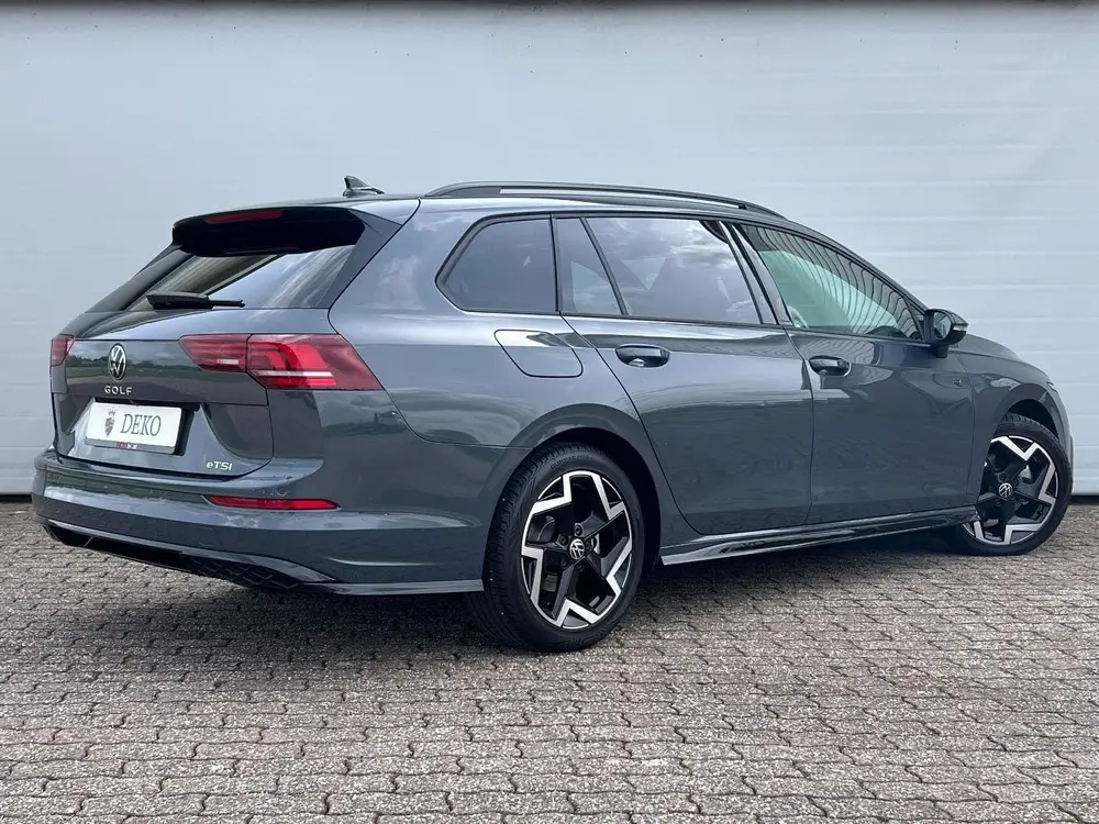 Volkswagen Golf 1.5 eTSI | R-Line | Facelift model | Camera uit 2025, foto 2