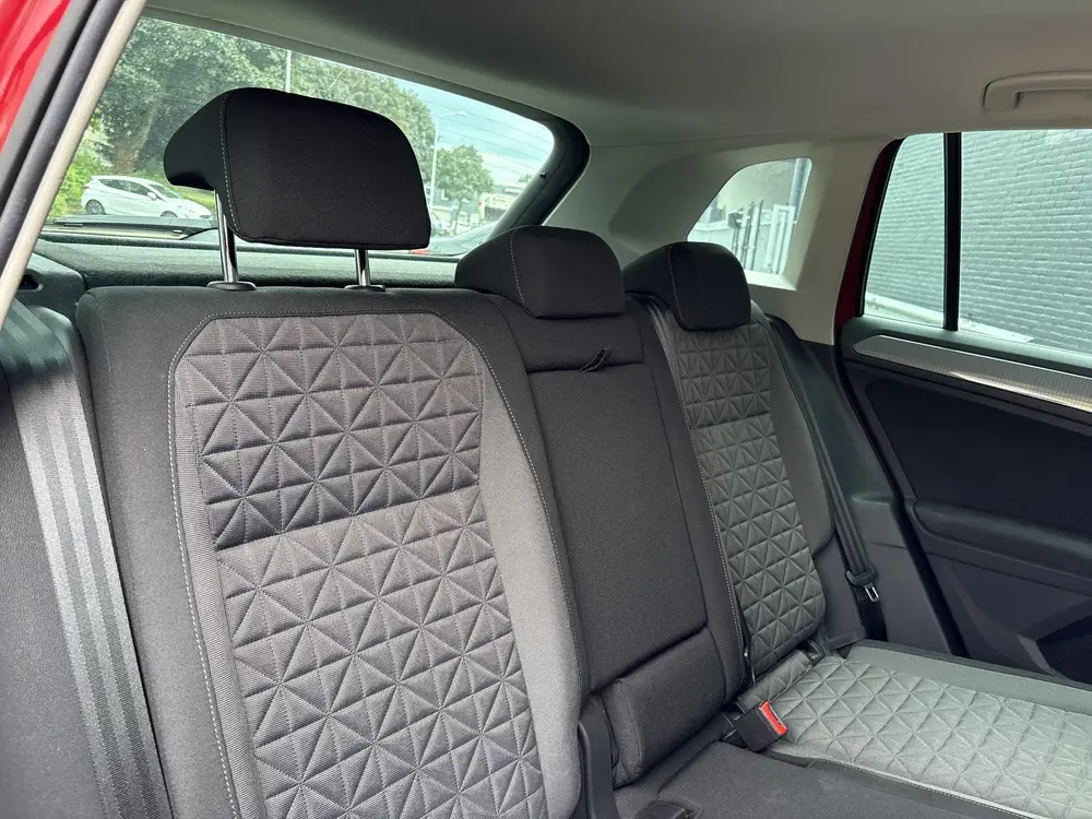 Volkswagen Tiguan 1.5 TSI Life | € 13.450,- NETTO! | Clima uit 2021, foto 19