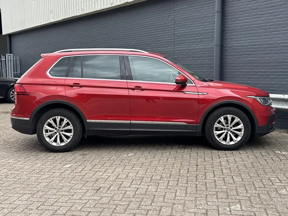Volkswagen Tiguan 1.5 TSI Life | € 13.450,- NETTO! | Clima uit 2021, foto 7