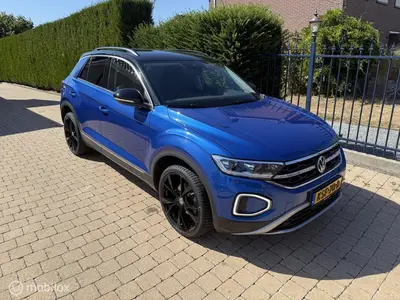 Volkswagen T-Roc 1.5 TSI Style 27.000 KM AUTOMAAT NIEUWSTAAT uit 2024