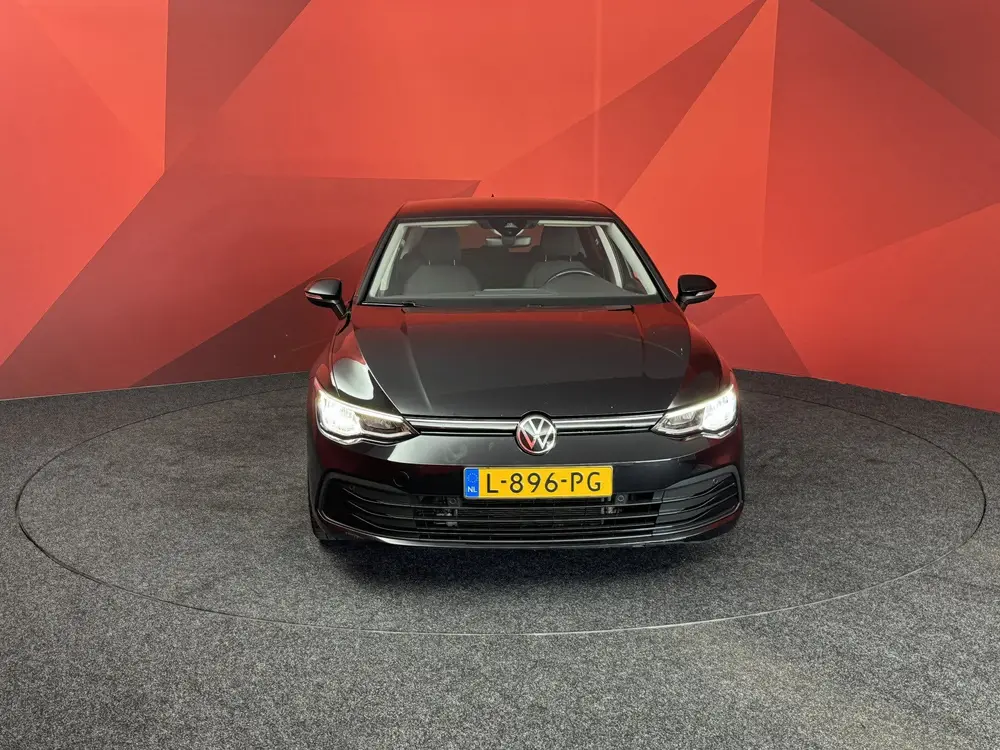 Volkswagen Golf 1.0 eTSI Life | Sfeerverlichting | Automaat uit 2021, foto 12