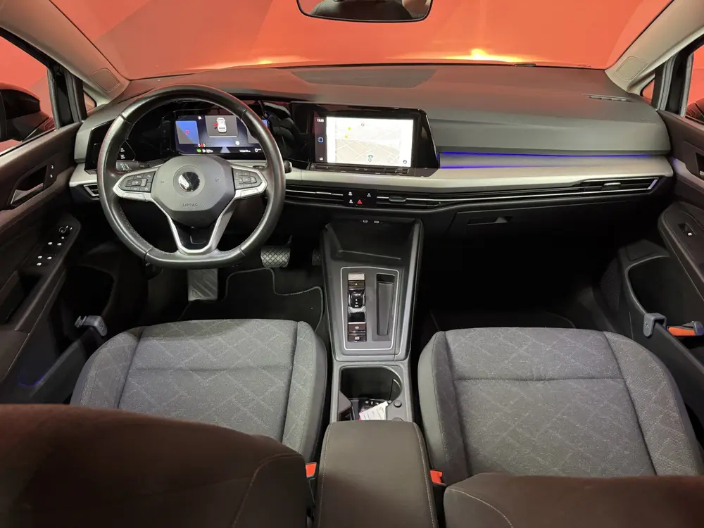 Volkswagen Golf 1.0 eTSI Life | Sfeerverlichting | Automaat uit 2021, foto 4