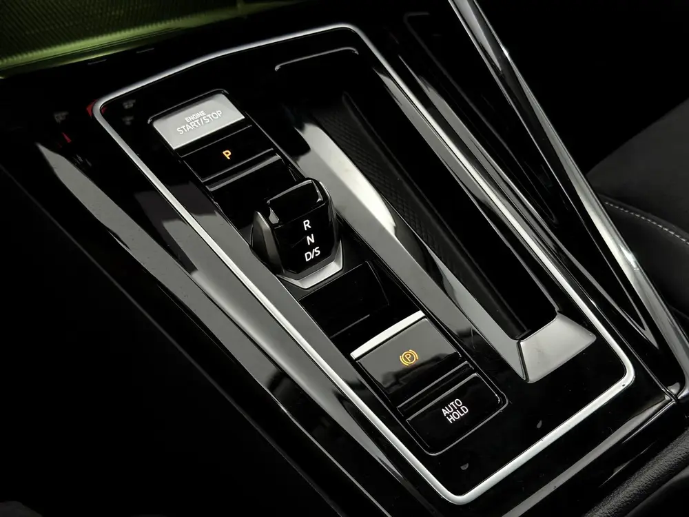 Volkswagen Golf 1.5 eHybrid Life Edition Plug-in Camera, App uit 2025, foto 16