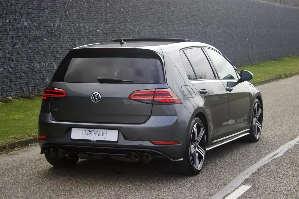 Volkswagen Golf 7.5 2.0 TSI R | Indium Grey - Pano - APR uit 2020, foto 4