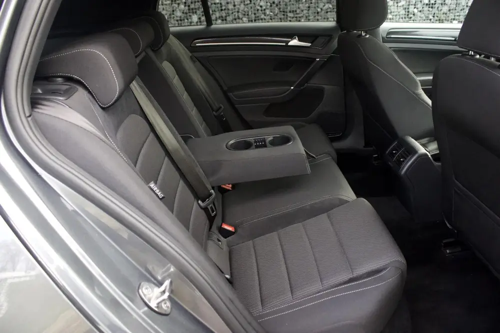 Volkswagen Golf 7.5 2.0 TSI R | Indium Grey - Pano - APR uit 2020, foto 9