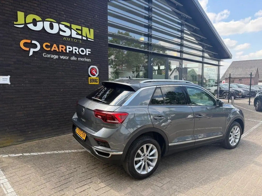 Volkswagen T-ROC 1.5 TSI SPORT BNSR uit 2021, foto 3