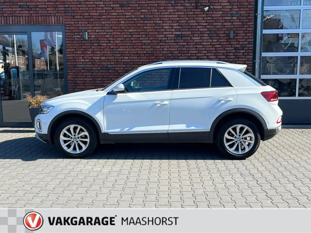 Volkswagen T-Roc 1.5 TSI Style Adapt.Cruise/VirtualCockpit/L uit 2022, foto 2