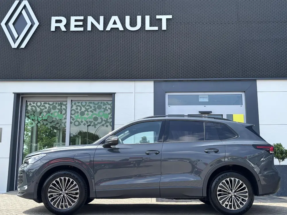 Volkswagen Tiguan 1.5 eHybrid Life Edition | Trekhaak | 360 uit 2025, foto 18