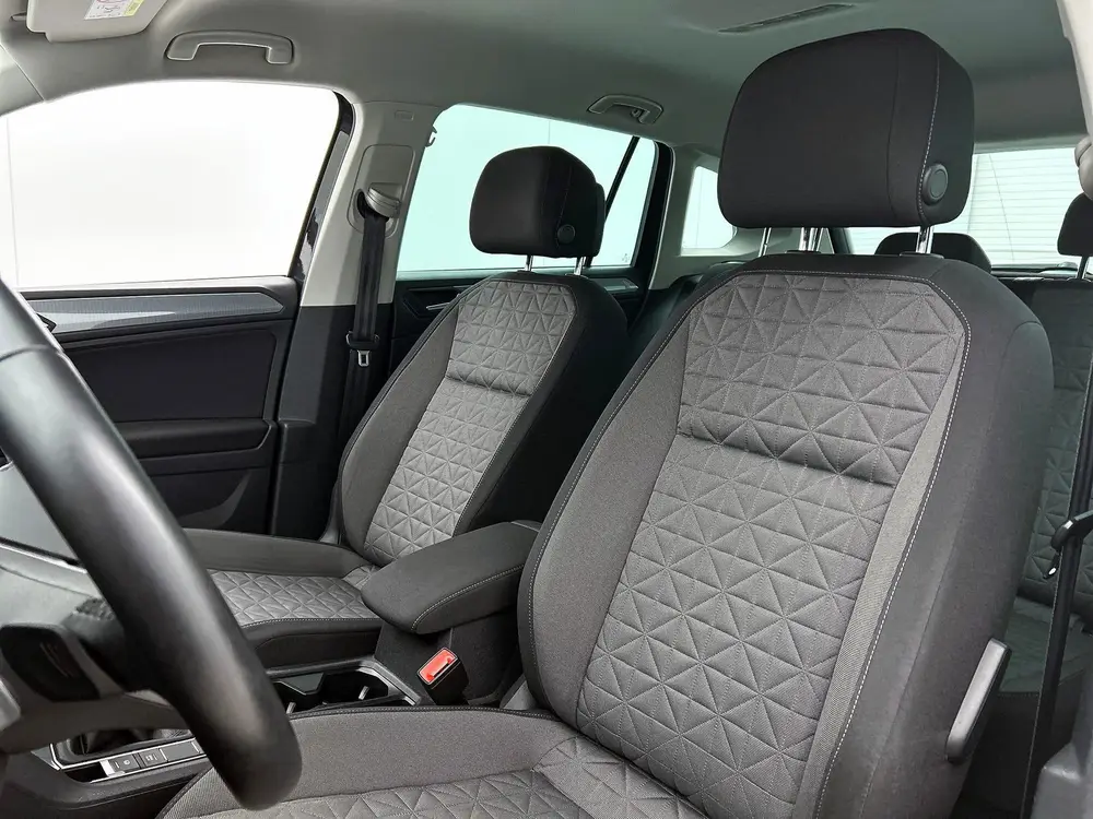 Volkswagen Tiguan 1.4 TSI eHybrid Business | Adaptive Cruise uit 2023, foto 15