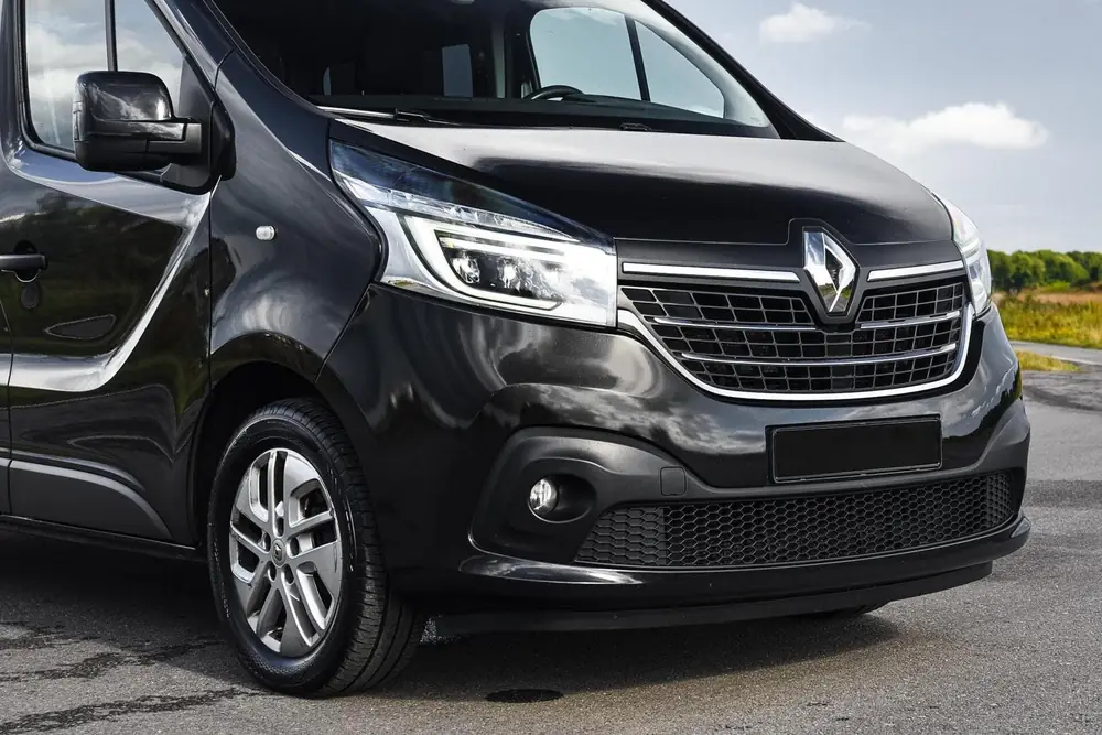 Trafic 2.0 DCi 145 DC Luxe | Automaat | 6-Pers uit 2021, foto 4
