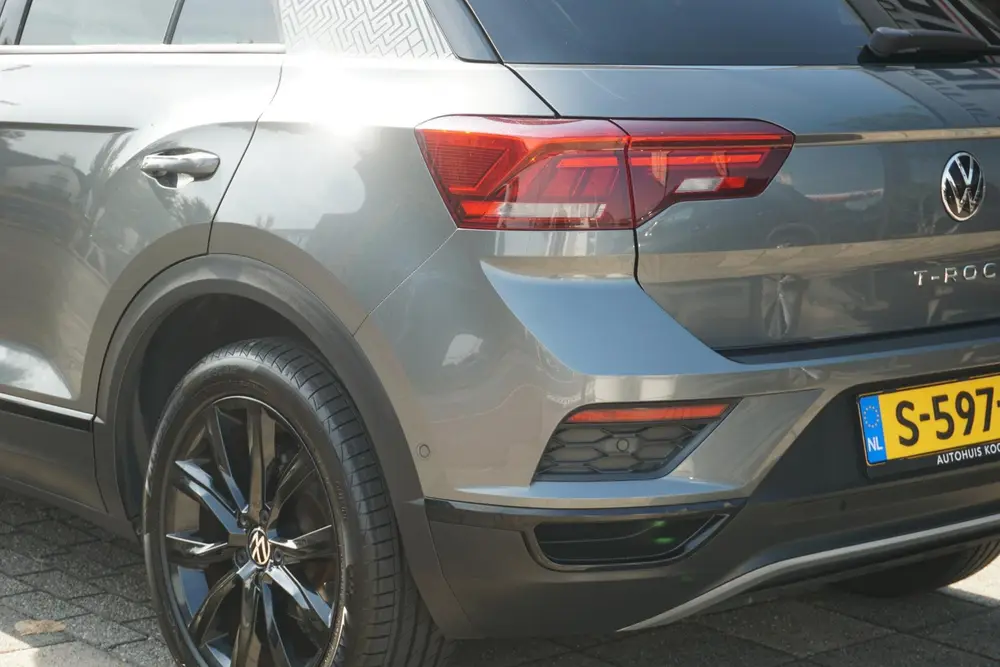 Volkswagen T-Roc 1.5 TSI Sport | Panodak | Virtual Cockpit | uit 2021, foto 18