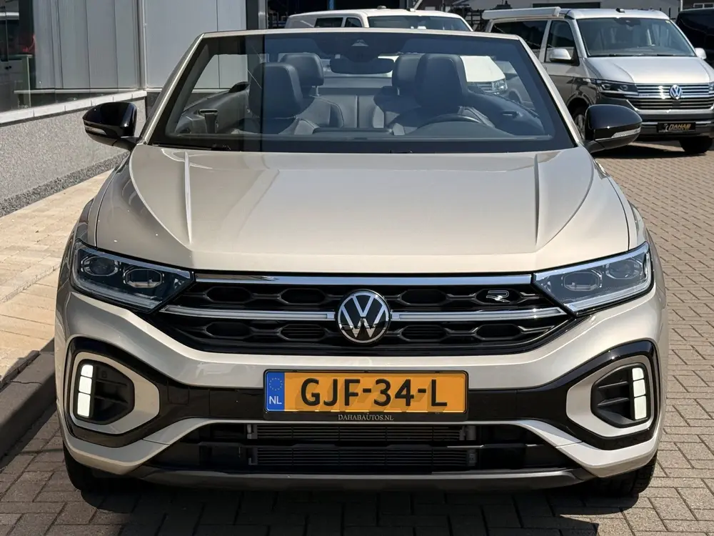 Volkswagen T-Roc Cabrio 1.5 TSI R-Line | ACC | DAB | Alcanta uit 2023, foto 11