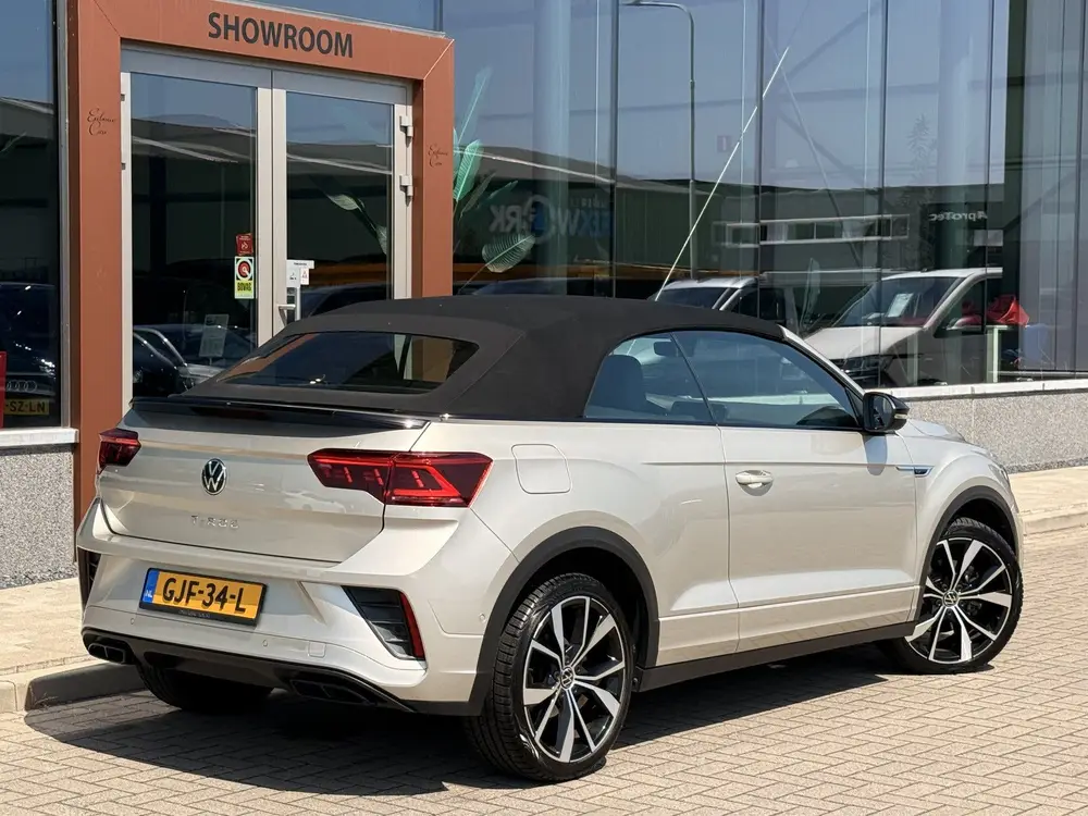 Volkswagen T-Roc Cabrio 1.5 TSI R-Line | ACC | DAB | Alcanta uit 2023, foto 17