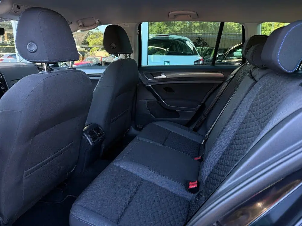 Volkswagen GOLF 1.0 TSI Comfortline Business uit 2019, foto 16
