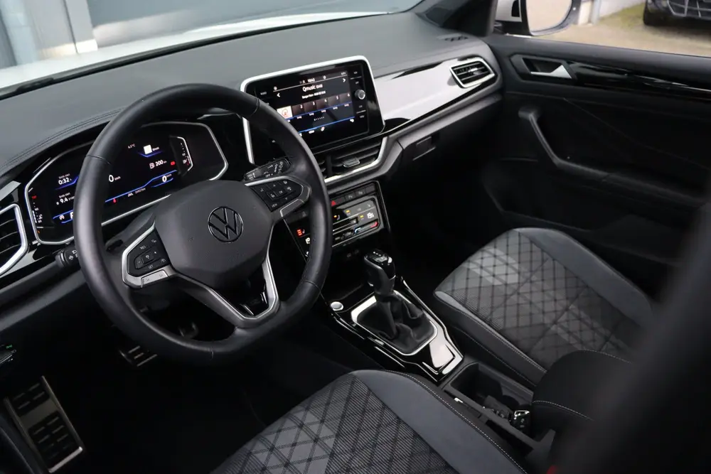 Volkswagen T-Roc 1.5 TSI R-Line | ACC | Camera | Virtual Coc uit 2025, foto 10