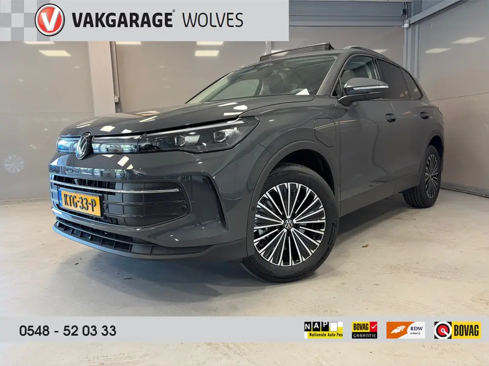 Volkswagen Tiguan 1.5 eHybrid Life Edition | PANODAK | 18"LM uit 2026