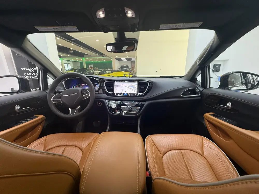 Chrysler Grand Voyager 3.6 V6 Hybrid Pacifica Pinnacle 7-zit uit 2023, foto 12