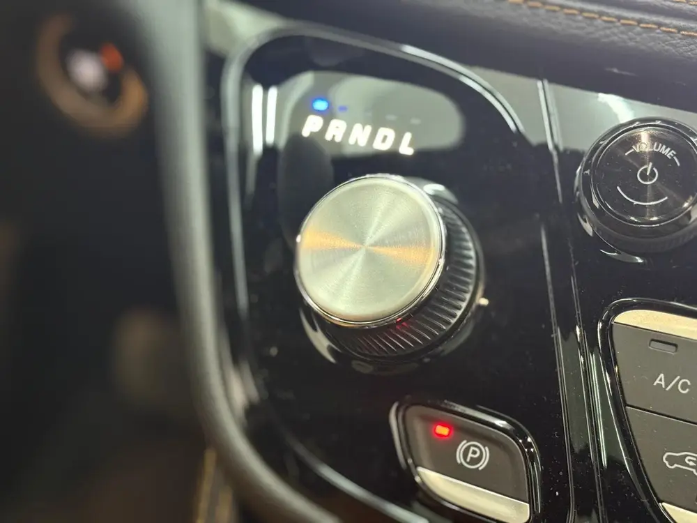 Chrysler Grand Voyager 3.6 V6 Hybrid Pacifica Pinnacle 7-zit uit 2023, foto 19