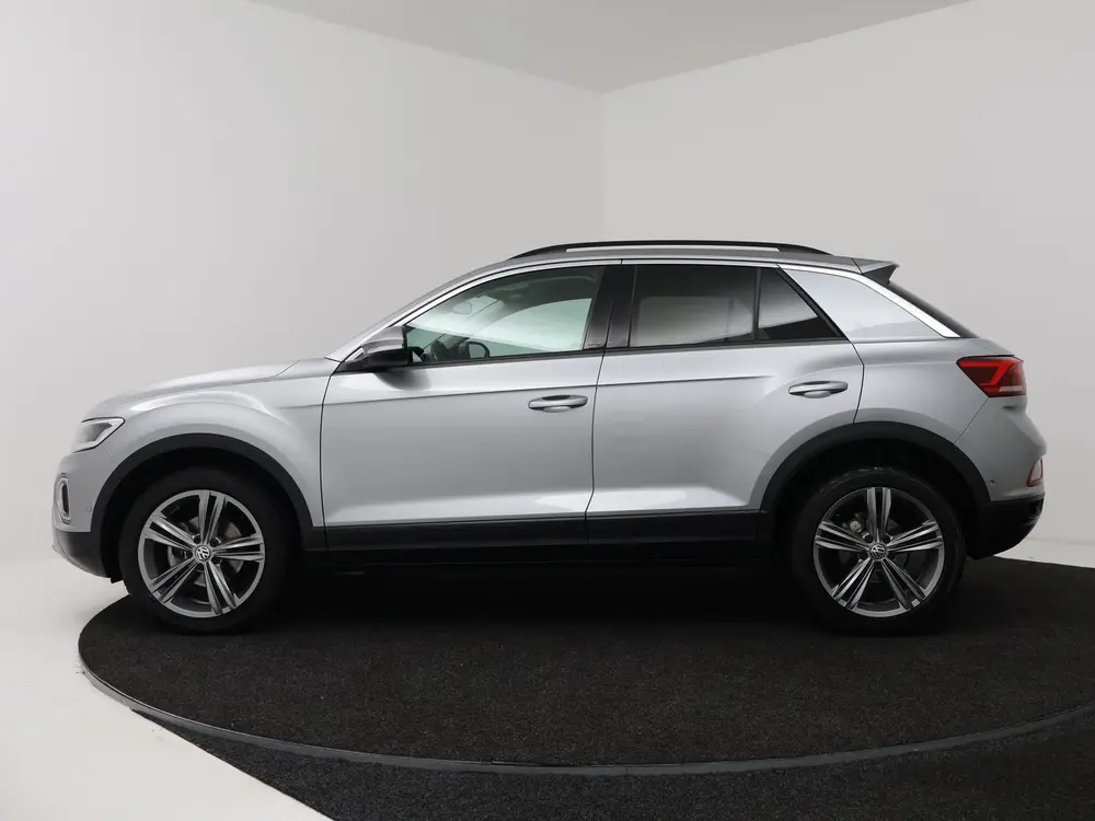 Volkswagen T-Roc 1.0 TSI Life Business | Trekhaak | Stoelver uit 2022, foto 3