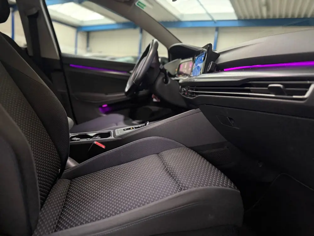 Volkswagen Golf 2.0 TDI Style uit 2020, foto 12
