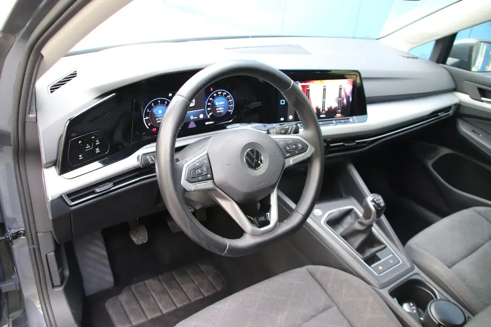 Volkswagen Golf 1.0 TSI Life Trekhaak/Camera+park.sens/Carpl uit 2022, foto 10