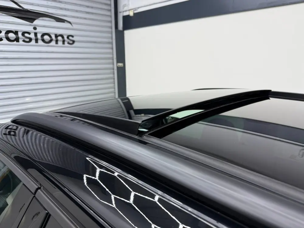 Volkswagen T-Roc 1.5 TSI R-Line Full option - Pano - Elek. T uit 2026, foto 4