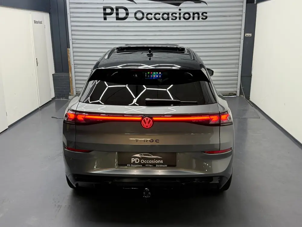 Volkswagen T-Roc 1.5 TSI R-Line Full option - Pano - Elek. T uit 2026, foto 5