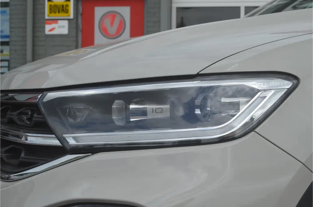 Volkswagen T-Roc 1.5 TSI R-Line IQ led luxe 12 mnd. gar. uit 2023, foto 3